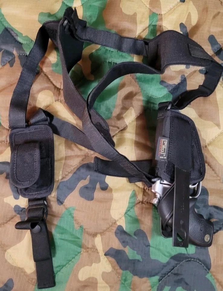 UNCLE MIKES 2 IN REVOLVER SHOULDER HOLSTER RIGHT HAND BLACK  S&W TAURUS RUGER - Image 3 of 4