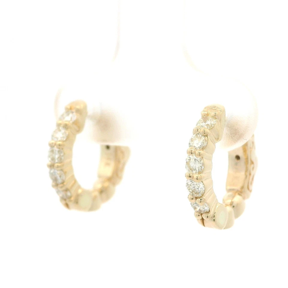 Nuevos aretes tipo argolla Huggie pequeños de diamantes de 0,40 quilates de oro de 14 k con cierre de empuje Foto 3 de 4