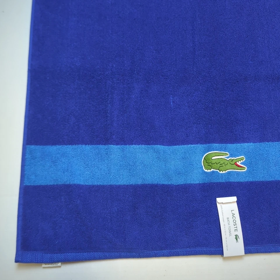Nova toalha de banho Lacoste 100% algodão azul 30x52 pol. Logotipo bordado de crocodilo  - Imagem 4 de 4