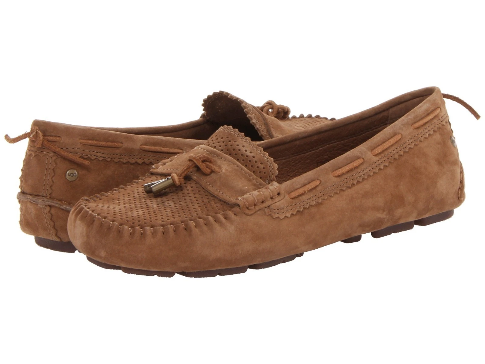 MSRP $140 Mocassini da donna UGG Australia RONI PERF camoscio marrone #1004847