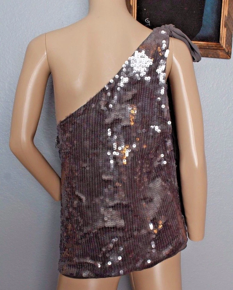 Alice + Olivia Grau Seide Pailletten Schleife Detailliert Schulterfrei Tank Top - Bild 4 von 4