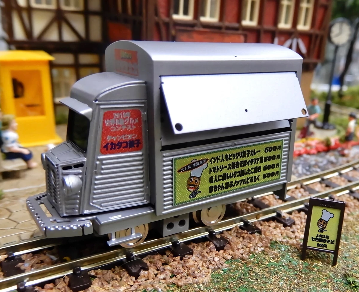 25+ Unassembled Kit Narrow Gauge Model Railroad Locomotives for