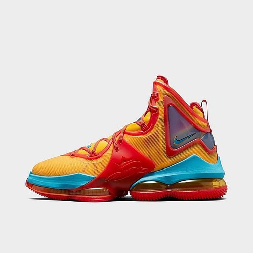 lebron james size 12