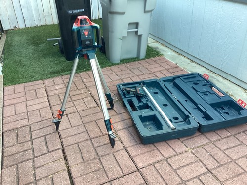 Bosch GRL1000-20HV Rotary Laser Level kits