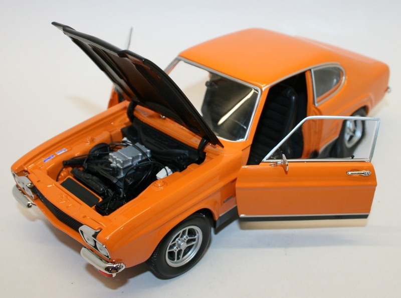 Minichamps 1/18 Diecast Car 150 089077 Ford Capri MK1 RS2600