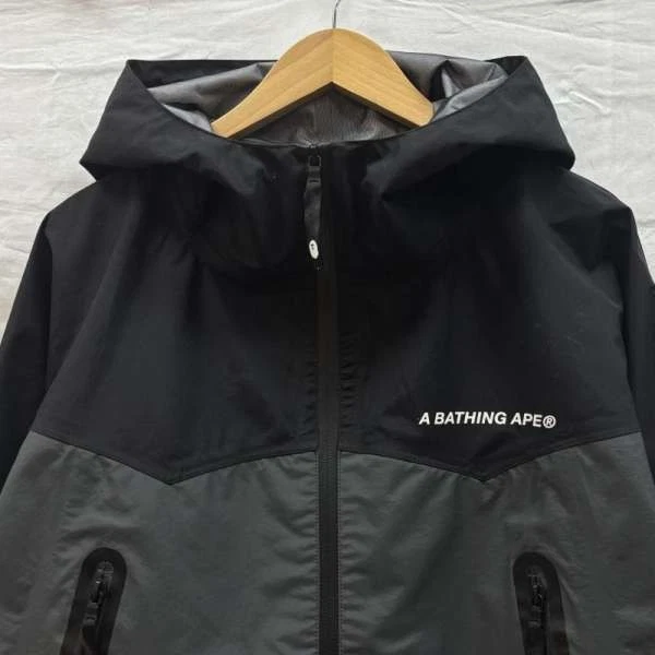A BATHING APE (BAPE) Giacca con cappuccio A Bathing Ape Bape 3 strati nylon nero grigio taglia L
