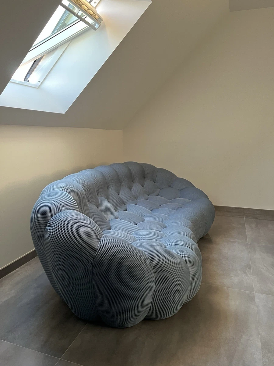 ROCHE BOBOIS PARIS - VELVET CUSHION SHIRO - Design by