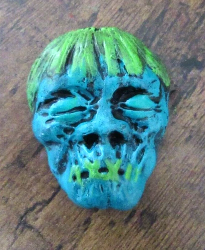 Shrunken Head Fridge Magnet | Mattel Freight Factory | Monsters | Tiki