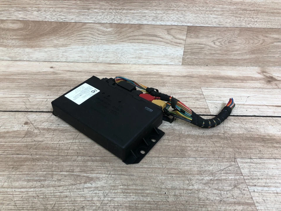 MÓDULO DE CONTROL DE CARROCERÍA AUDI OEM TT CONVERTIBLE COMODIDAD SUPERIOR BCM 00-06 2A Foto 2 de 4