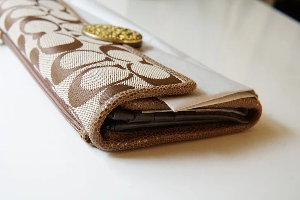 Coach Alexandra Signature Slim Envelope F48861 B4/Khaki/Mahogany BKHMA - Image 2 of 4