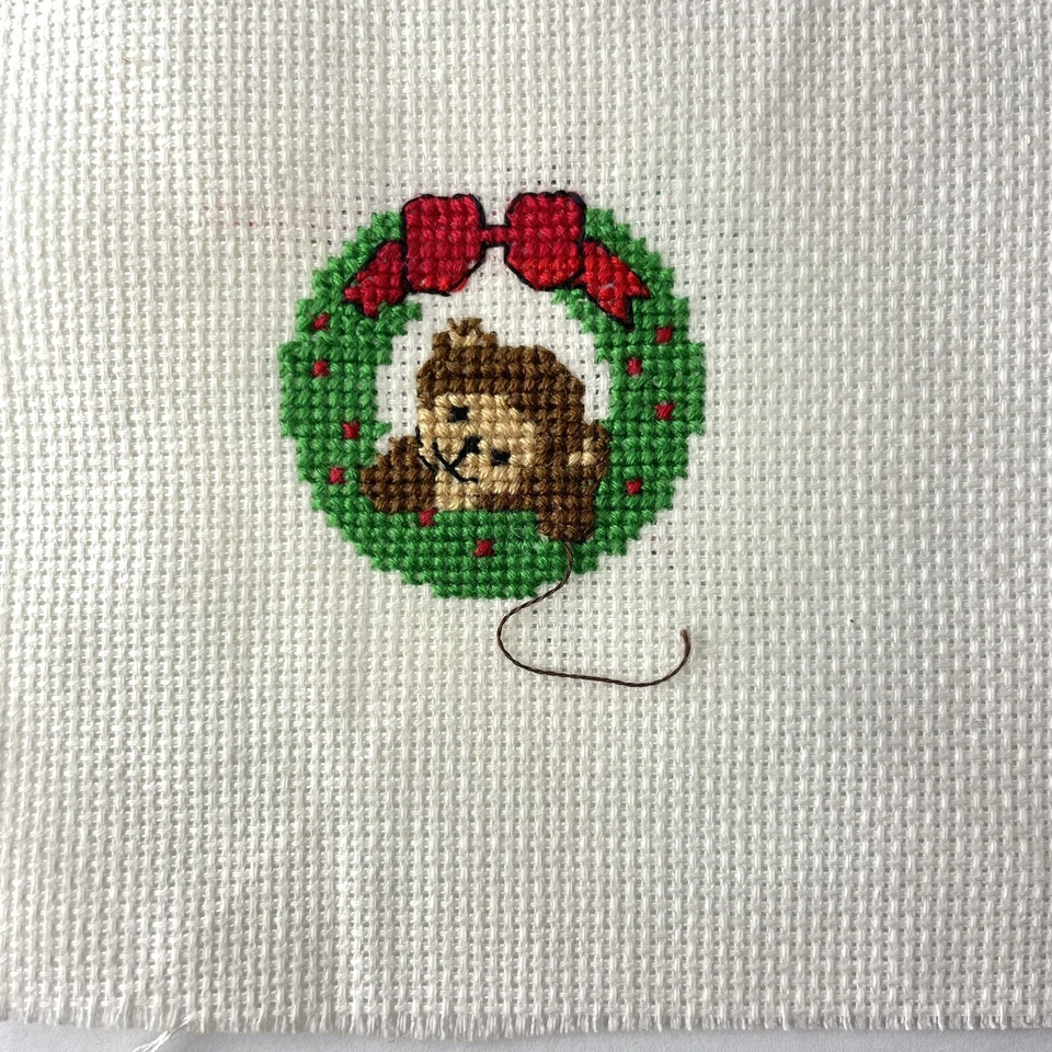 Christmas Cross Stitch Ornaments Lot of 9 Finished and Unfinished Craft - Image 4 of 4