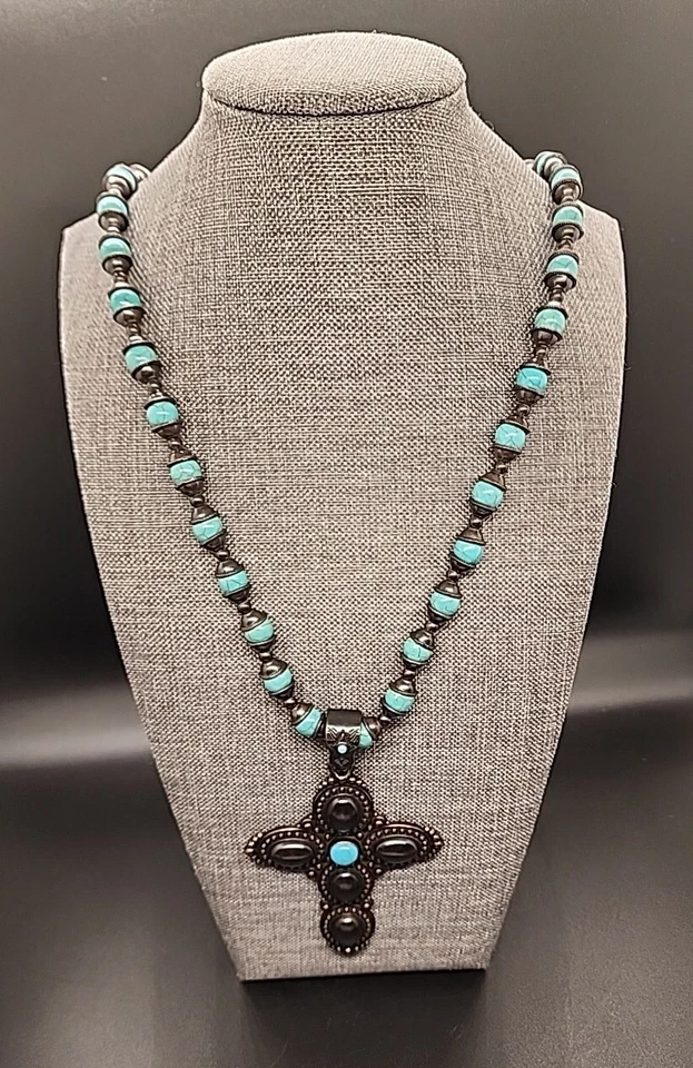 Collar Cruz Blazin Roxx Imitación Turquesa Antiguo Tono Plata con Pendientes NUEVO Foto 2 de 4