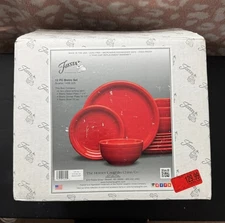Fiesta® 12-Piece Bistro Dinnerware Set | Scarlet - ONE BOWL MISSING