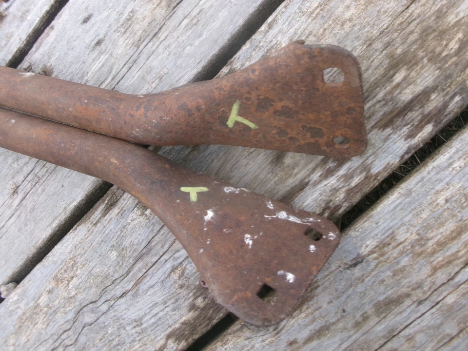 1923 1924 1925 FORD MODEL T ROADSTER TOURING CAR WINDSHIELD STANCHIONS POSTS - Image 2 of 4