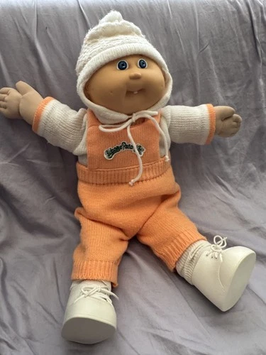 Vintage 1985 Coleco Cabbage Patch Kid – Bald with Blue Eyes – P Factory