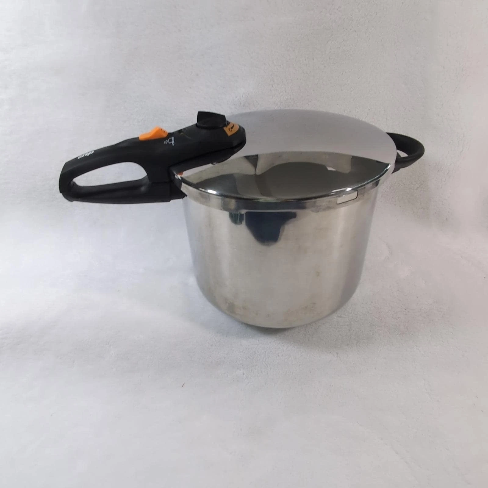 Fagor Duo Pressure Cooker 10 Quart Silver Stainless Steel Induction Steam Rack