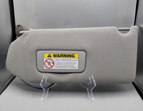 2008-2003 Honda Pilot Sun Visor Gray OEM Driver side Vanity Mirror Light Tested - Picture 5 of 17