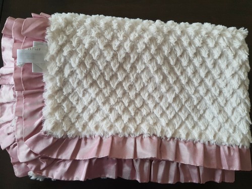 The Peanutshell Bell Cream Dusty Rose Baby Blanket Plush Satin Ruffle Trim 30"40 - 第 1/6 張圖片