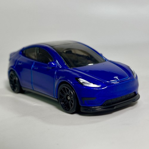 Tesla Model Y Blue 1:64 Scale Diecast Diorama Model Car #15 - Picture 3 of 10