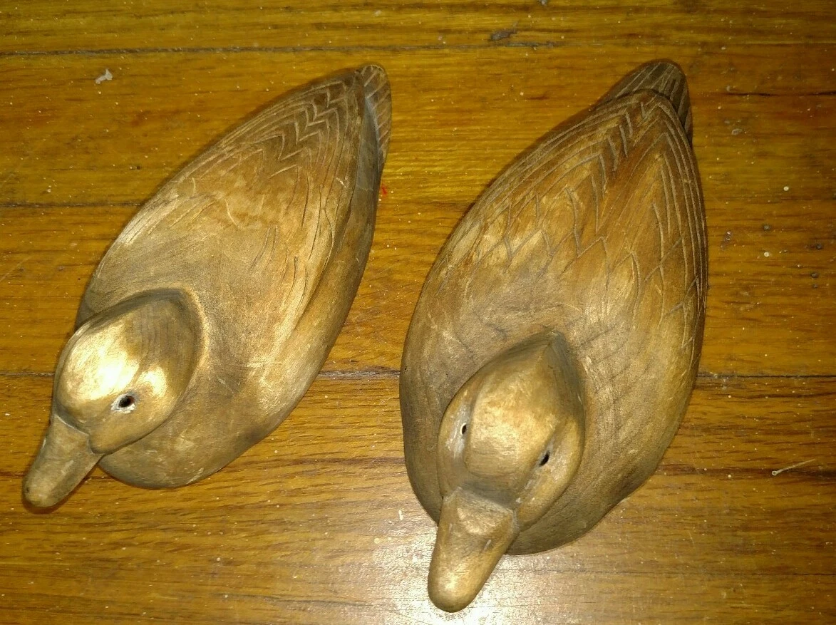 Pair of vintage hand carved ducks small decoys greenwing teal Dave Richards 