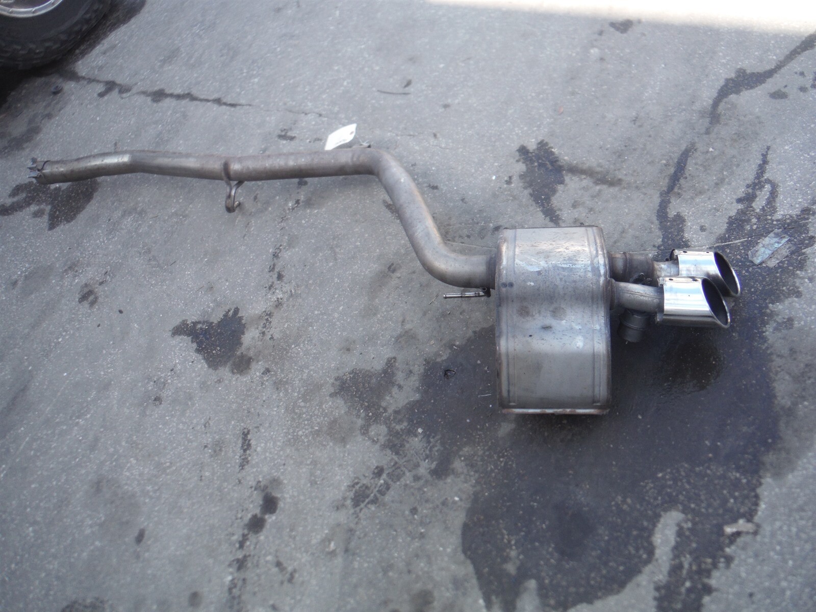 2014-2019 MASERATI GHIBLI PASSENGER RIGHT REAR EXHAUST MUFFLER DOWN PIPE OEM 