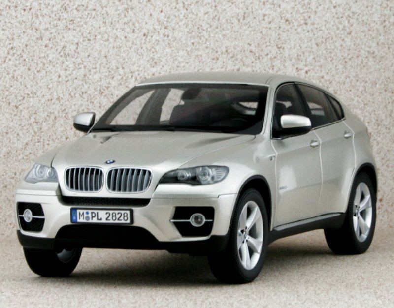 BMW X6 - xDrive50i - champagnermetallic - Kyosho 1:18 | eBay
