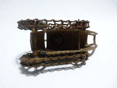 Soldats de plomb - TRES RARE FIGURINE LR Plomb creux CHAR ROMAIN AVEC CONDUCTEUR vers 1935 SOLDAT