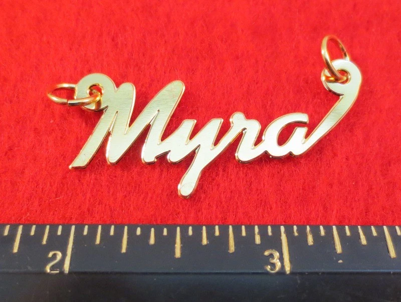 Gold nameplate deals charm