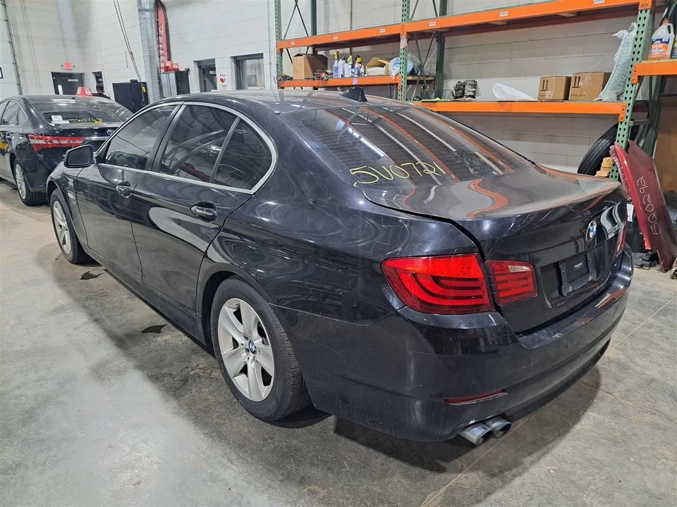 Puntal trasero 2012 528i Sku#4269911 Foto 3 de 4