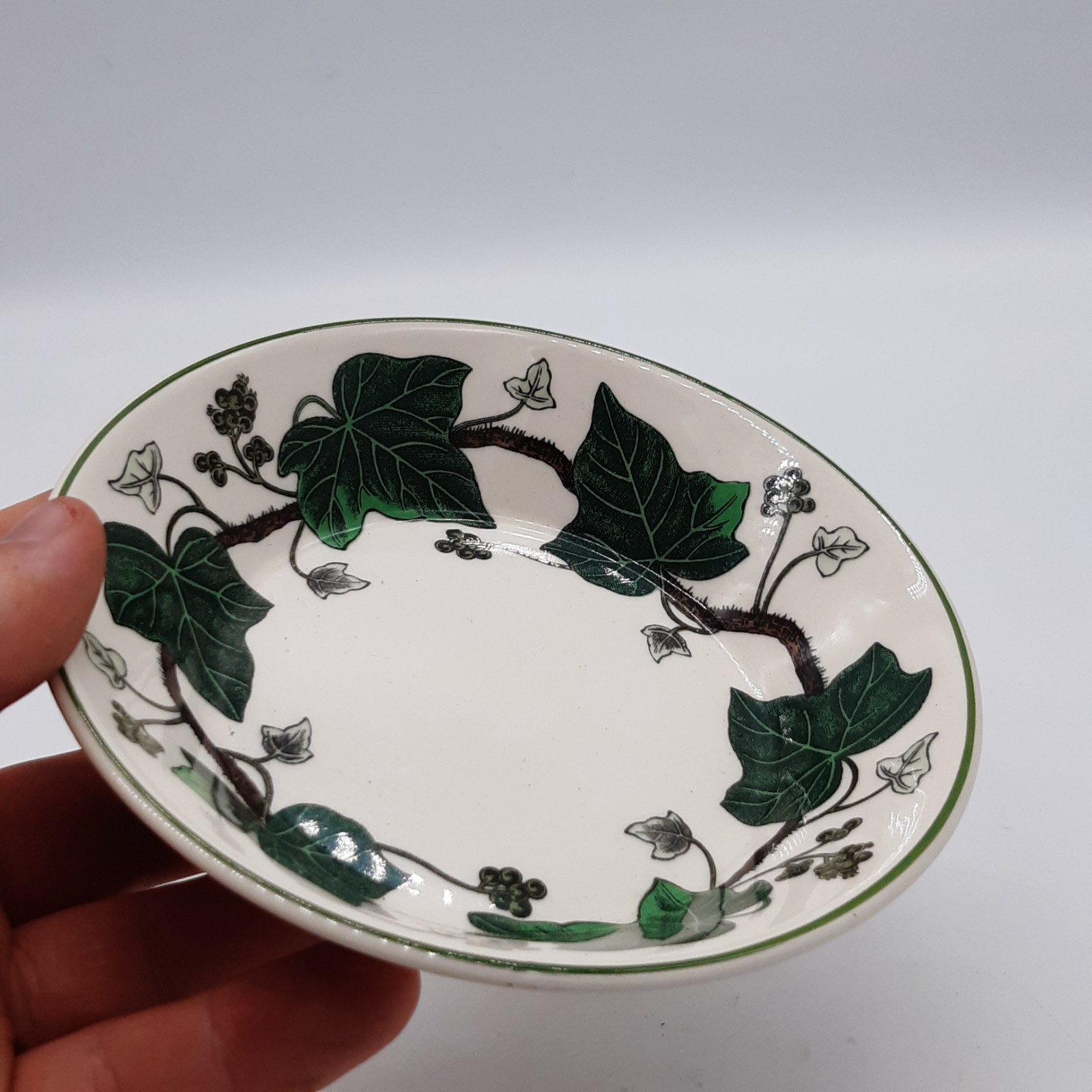 Wedgwood Napoleon Ivy Saucer Plate Etruria & Barlaston Made in England Vintage image 2