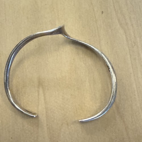 Vintage ALFONSO TENORIO Sterling Silver Twist Cuff Bracelet Native American - Picture 2 of 6