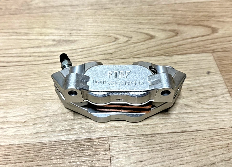 2005 KTM 450 525 SMR OEM Beringer радиальный суппорт переднего тормоза 58613015044 *хорошо * - Изображение 2 из 4