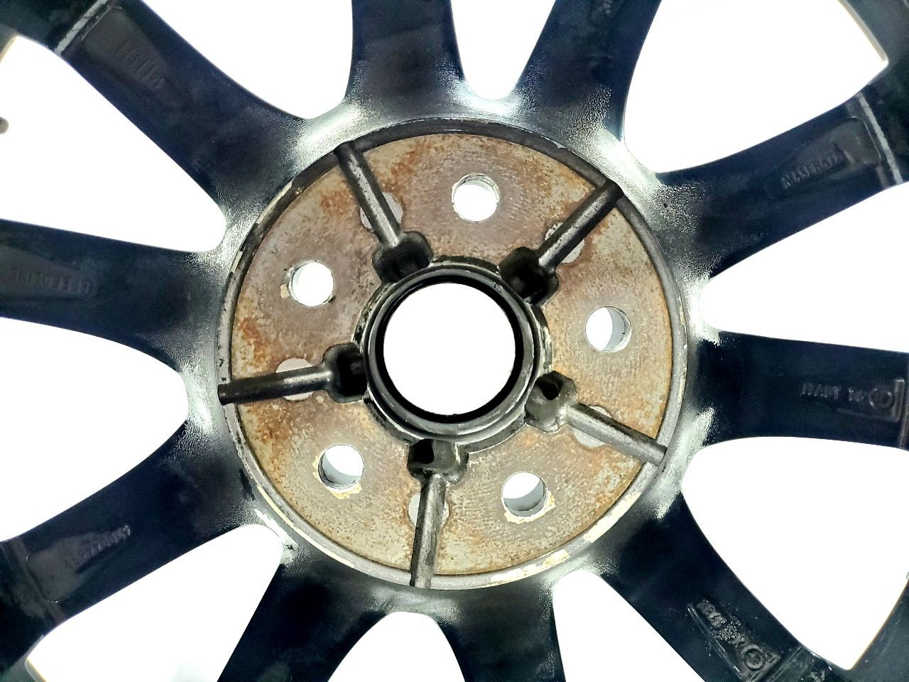 Used Wheel fits: 2017 Maserati LEVANTE Grade C