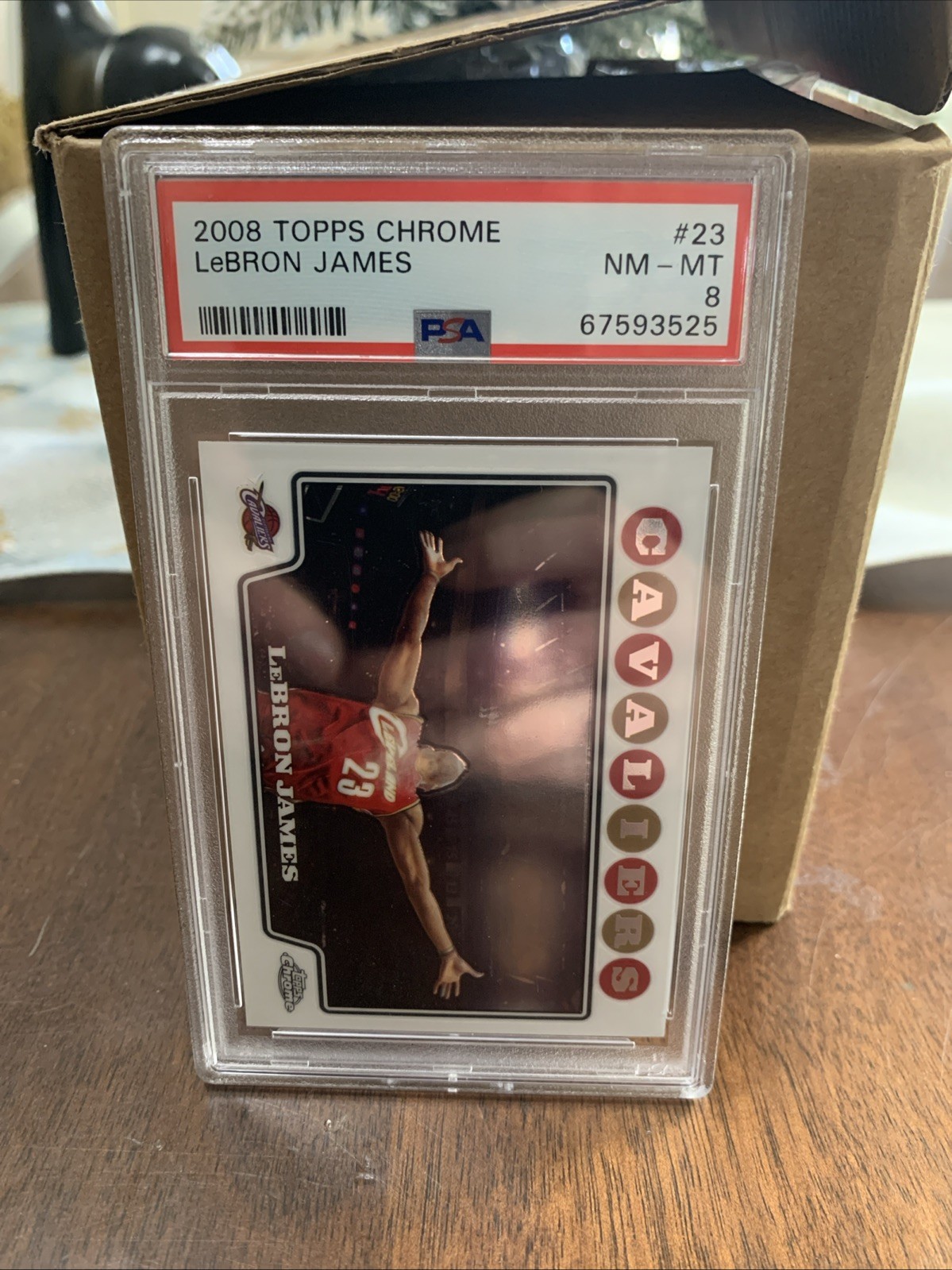 2008 TOPPS CHROME 23 LeBRON JAMES PSA 8