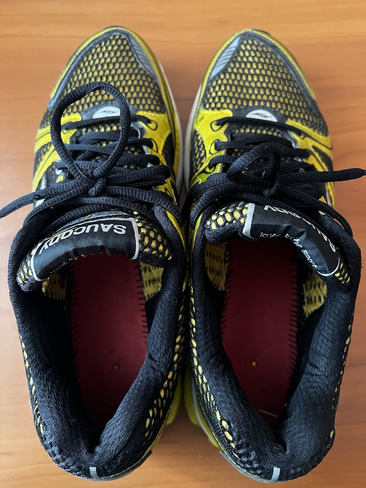 Saucony ProGrid Triumph 4 Lemon Chrome Shoes Size 11.5 *FLAWS / NO INSOLES* thumbnail 8