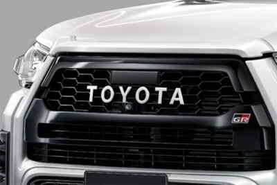 TOYOTA トヨタ ハイラックス GUN 125 Fエンブレム Front Grille Emblem 