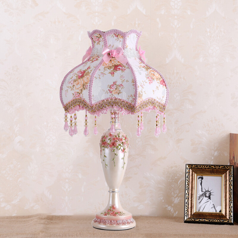 Vintage Table Lamp Romantic Flower Pattern Desk Lamp Bedroom