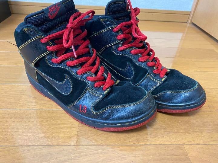 Nike SB Dunk High 2004 Unlucky 13 Black Red 305050 001 Size US 11 without  Box