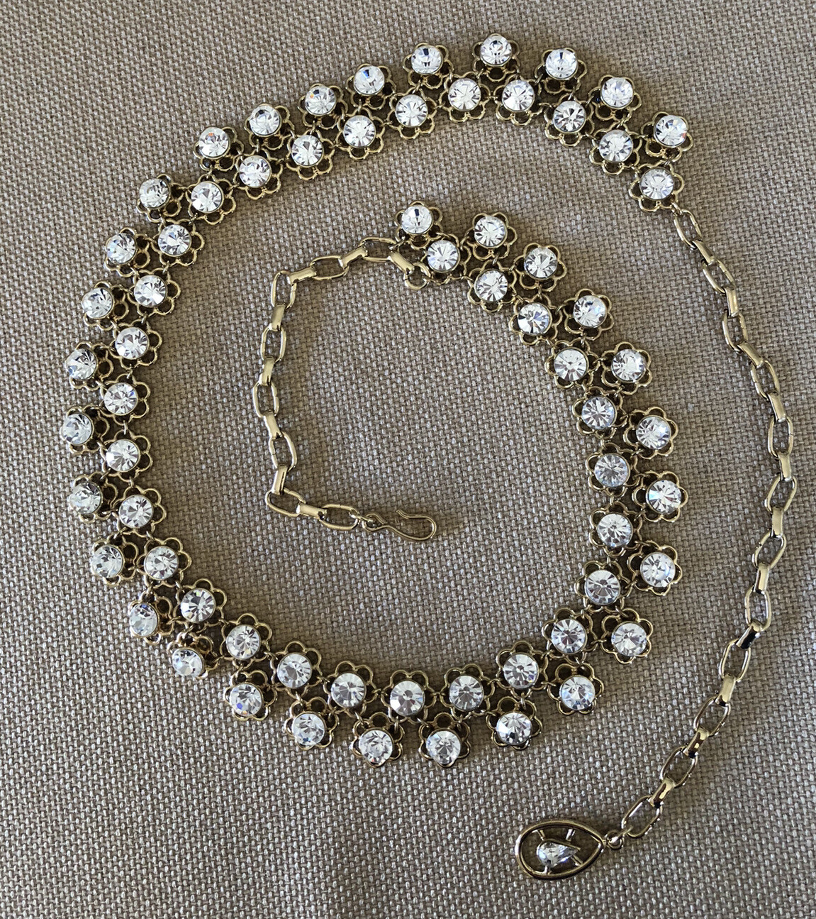 CINTURÓN DE MODA FLACO CON ESTRÁS DE CRISTAL FLORAL