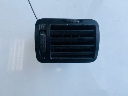 Volkswagen Passat 1998 Dash Vent (Air Vent Grille) 3b0819703a, 184 #1385634-21