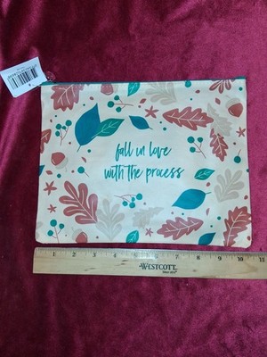 Thrive Causemetics Fall In Love With The Process Autumn Makeup Bag NWT