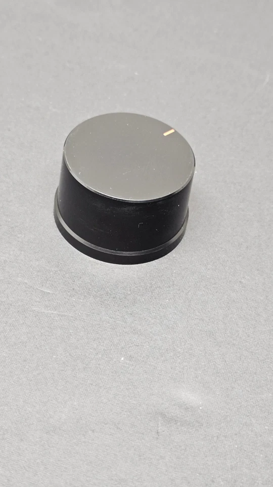 OEM Denon Bundle - Volume Knob, DRA-685 Precision Audio Component / AM/FM Stereo - Image 3 of 4
