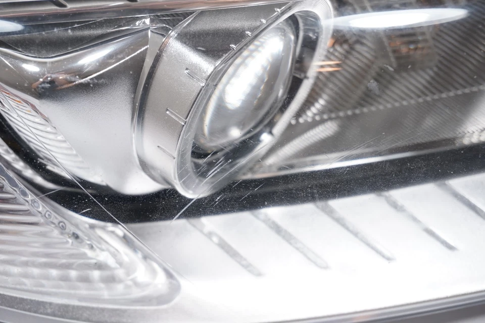 ** ЧИТАТЬ ** 07-13 VOLVO S80 XC70 V70 31323067 ПРАВЫЙ ПАССАЖИР КСЕНОНОВАЯ КСЕНОНОВАЯ ФАРА - Изображение 2 из 4