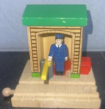 Thomas Friends Wooden Train Conductor Shed 5