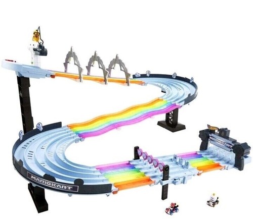 Hot Wheels Mario Kart Rainbow Road Raceway Track Set mit Licht & Sound Nintendo - Bild 3 von 4