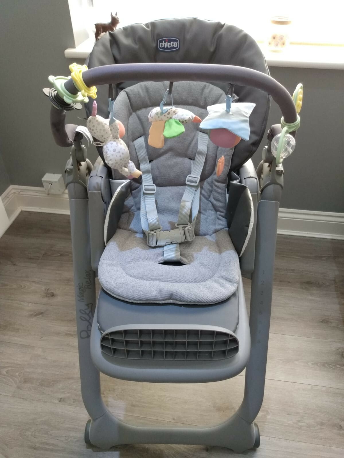 chicco newborn high chair