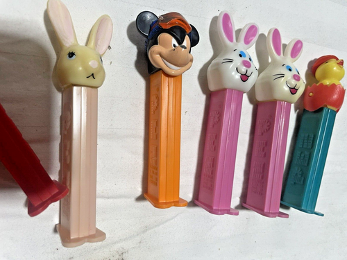 Mixed Collection of Pez Dispensers - Picture 6 of 7