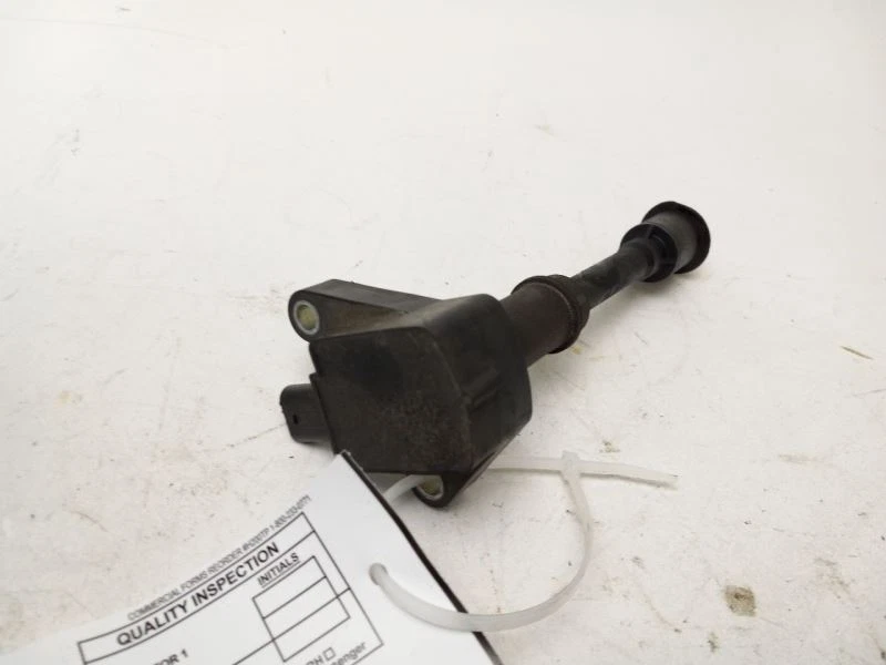 Bobina de encendido para Ford Fiesta 2014-2019 Foto 2 de 4