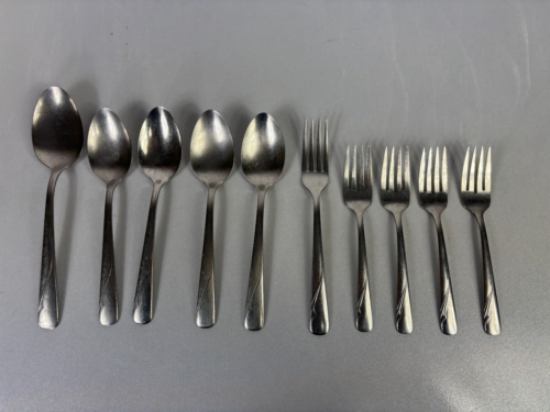 Vintage ONEIDA LTD "OCEANIC" STAINLESS Flatware 10 Pieces Spoons & Forks