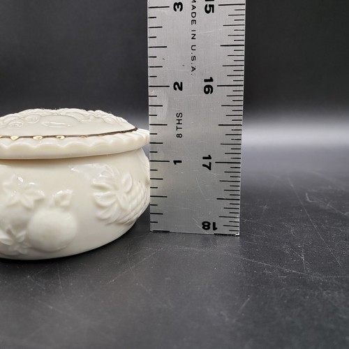 Lenox Fruits of Life Small Oval Box w/ Lid 3.25" Ivory Porcelain Vintage USA - Picture 6 of 6